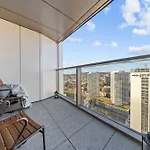 30th Floor - View From The Heart Of Eurovea Apartamento