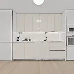 Апартаменти 30th Floor - View From The Heart Of Eurovea *