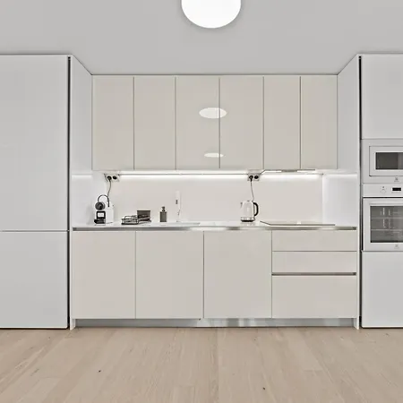 Апартаменти 30th Floor - View From The Heart Of Eurovea *