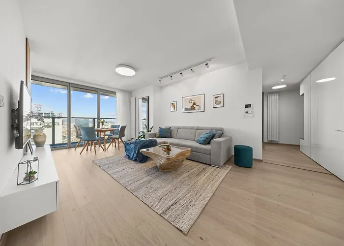 30th Floor - View From The Heart Of Eurovea براتسيلافا