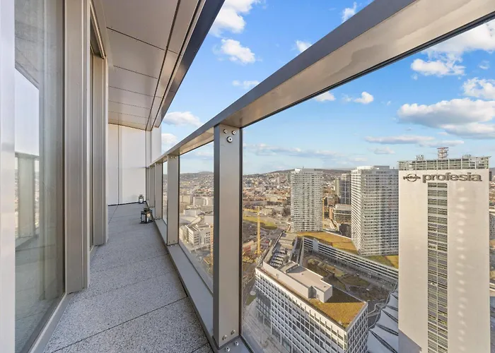 30th Floor - View From The Heart Of Eurovea Apartament *