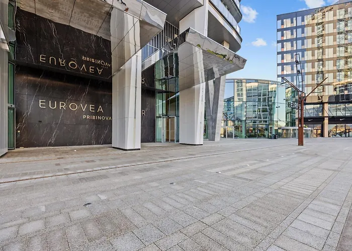 شقة 30th Floor - View From The Heart Of Eurovea *