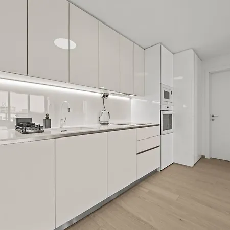 Apartment 30th Floor - View From The Heart Of Eurovea Bratislava