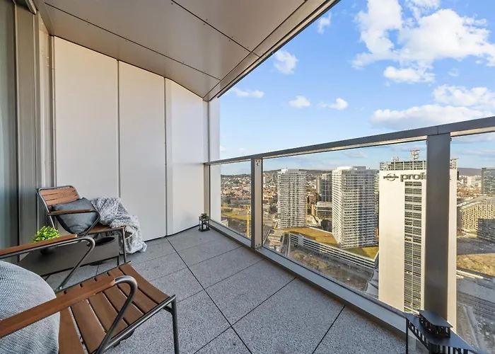 30th Floor - View From The Heart Of Eurovea Apartment